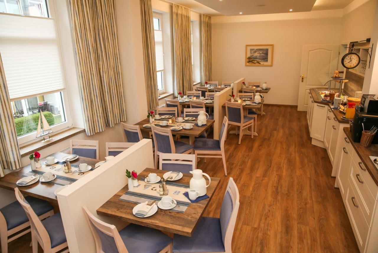 Hotel Esplanade Garni Ostseebad Kühlungsborn Εξωτερικό φωτογραφία